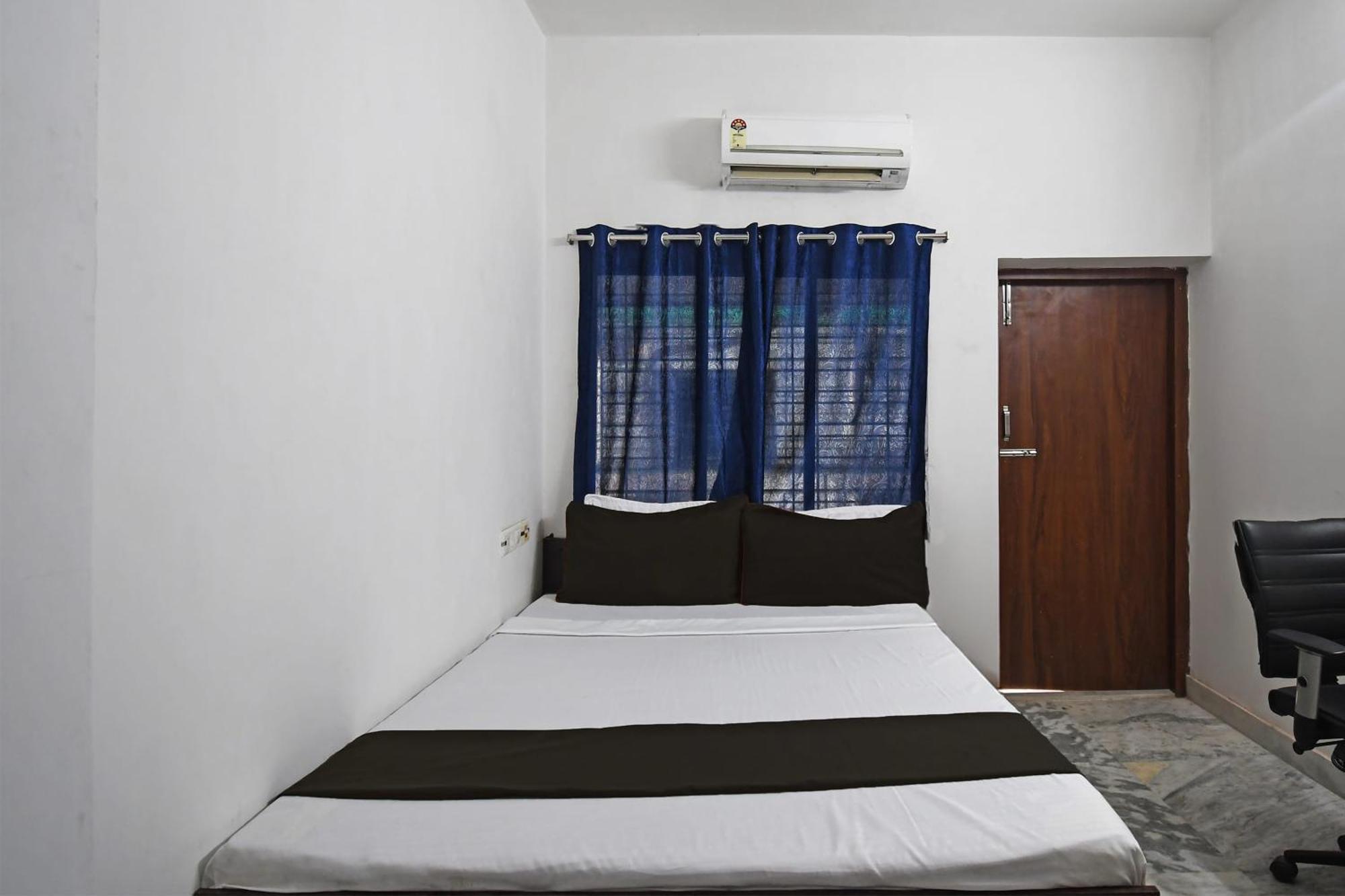 Oyo Hotel Chinar Park Calcutta Buitenkant foto