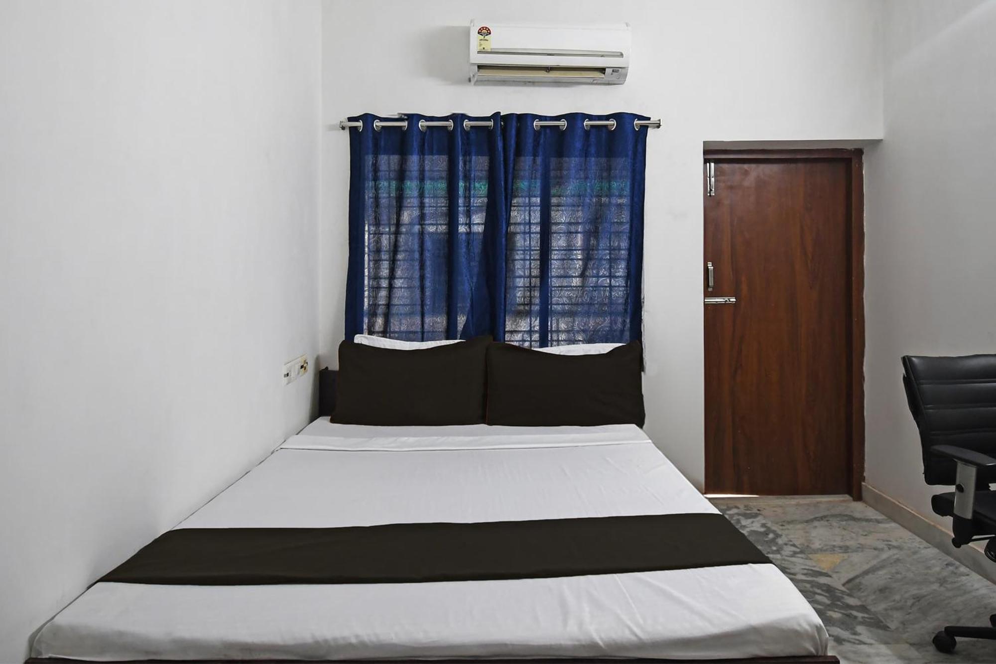 Oyo Hotel Chinar Park Calcutta Buitenkant foto