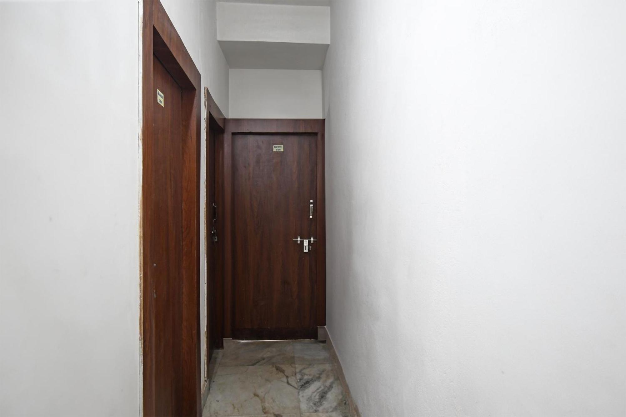 Oyo Hotel Chinar Park Calcutta Buitenkant foto