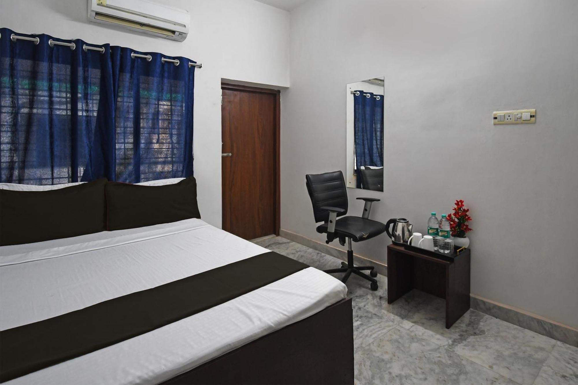 Oyo Hotel Chinar Park Calcutta Buitenkant foto