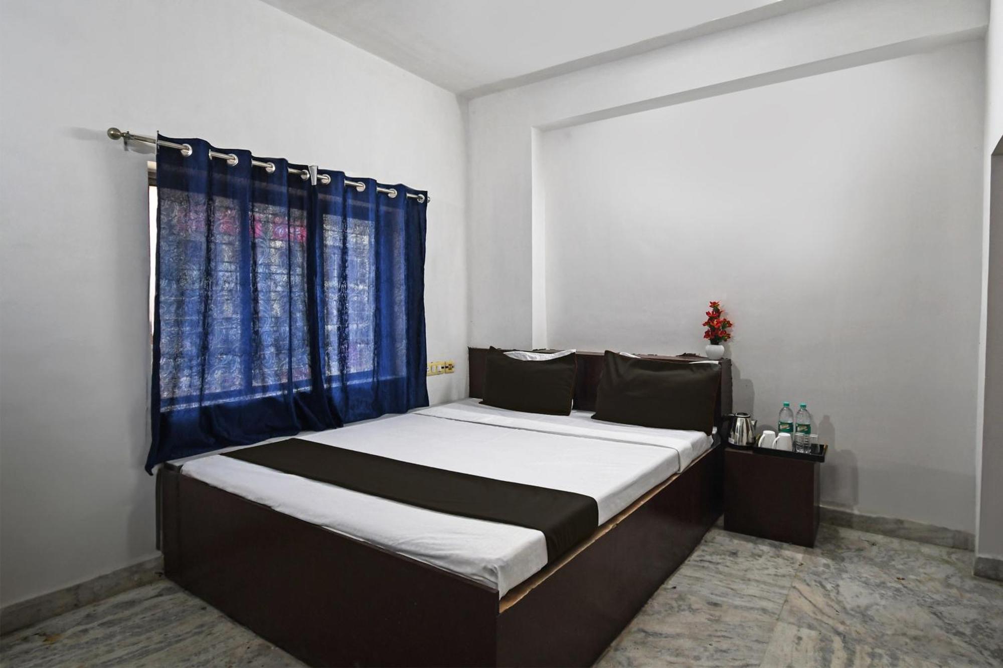Oyo Hotel Chinar Park Calcutta Buitenkant foto